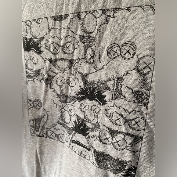 Kaws x Uniqlo x Sesame Street XX Hoodie Gray (S) - Picture 6 of 12